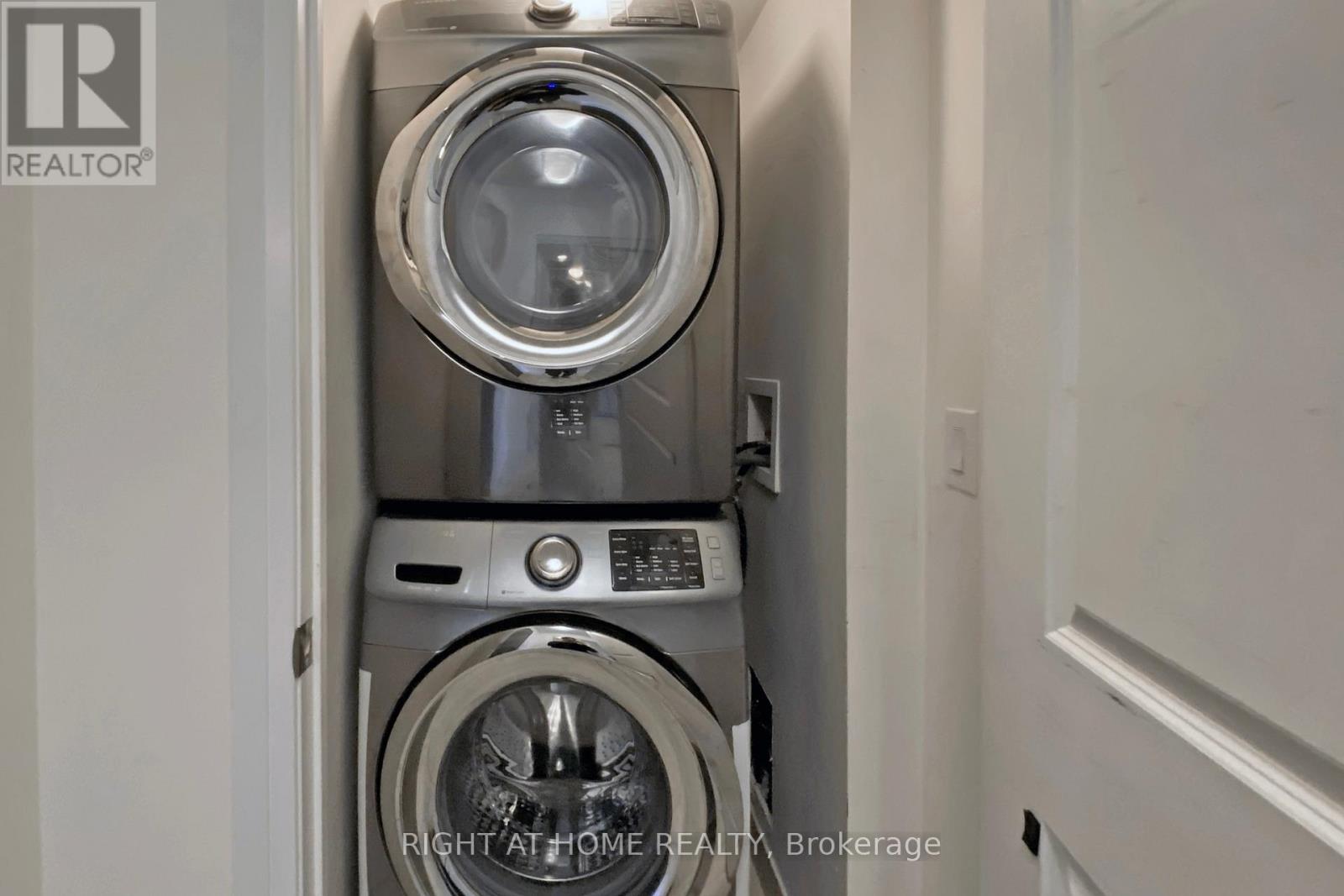 212 - 1060 Sheppard Avenue W, Toronto, Ontario  M3J 0G7 - Photo 19 - W12603218