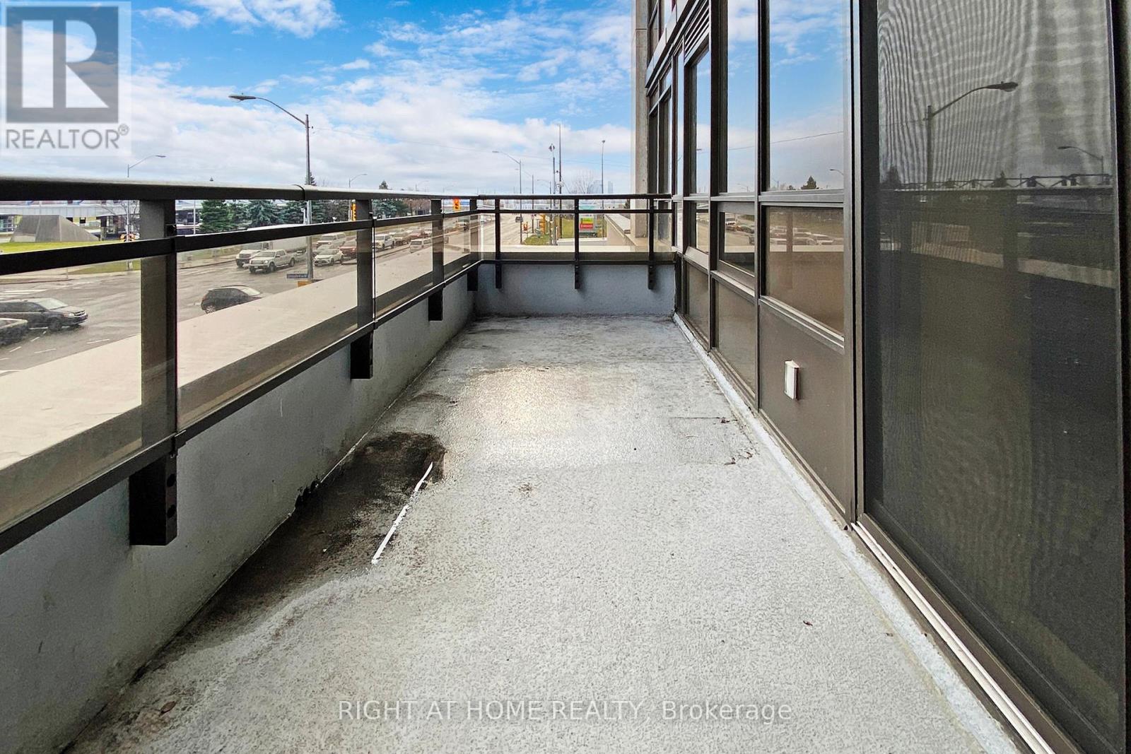 212 - 1060 Sheppard Avenue W, Toronto, Ontario  M3J 0G7 - Photo 20 - W12603218