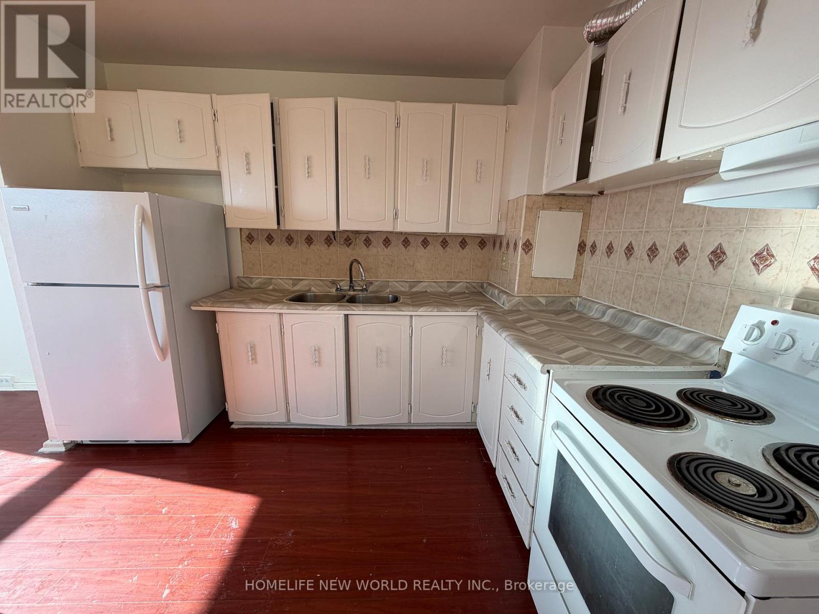 1503 - 100 Leeward Glenway Way, Toronto, Ontario  M3C 2Z1 - Photo 5 - C12507874