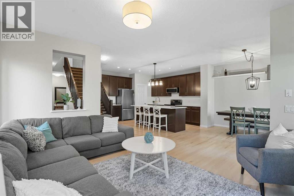 237 Kincora Glen Rise Nw, Calgary, Alberta T3R 0B8 - Photo 5 - A2269804