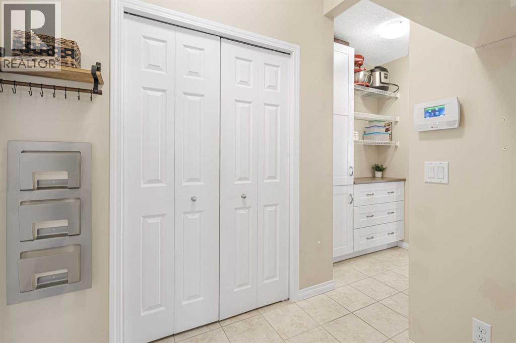 237 Kincora Glen Rise Nw, Calgary, Alberta T3R 0B8 - Photo 11 - A2269804