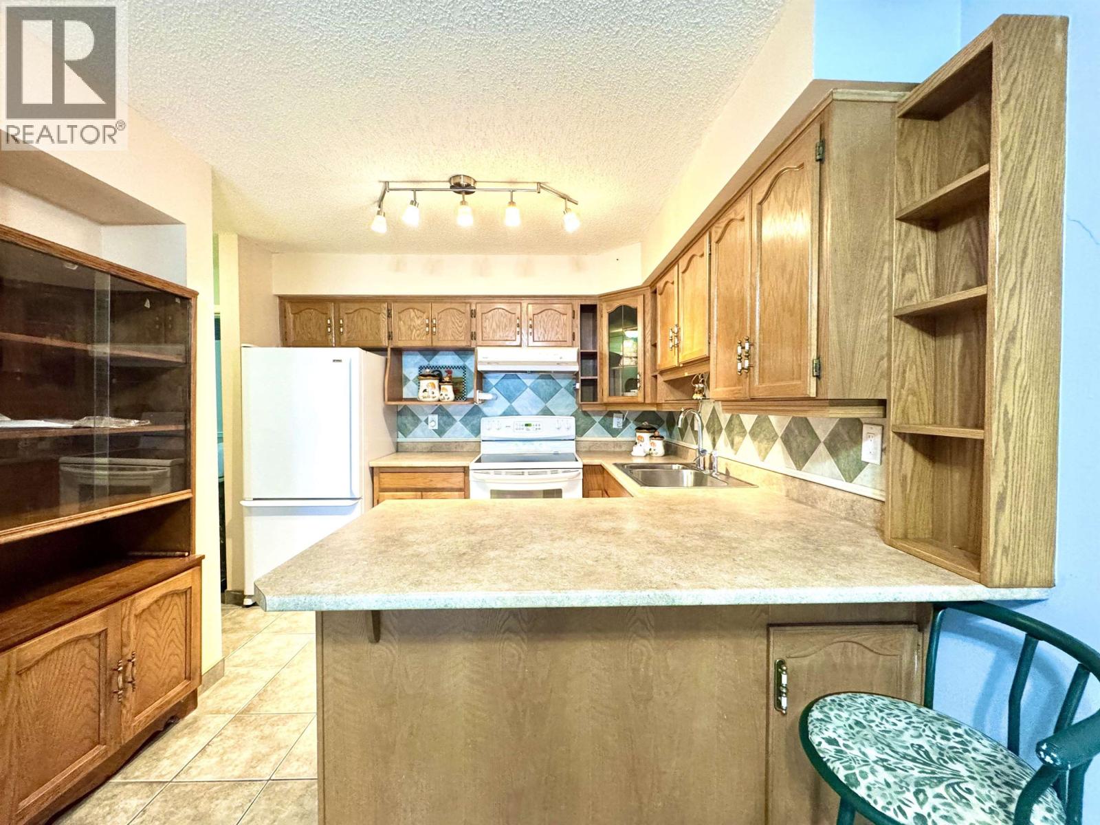 215 22514 116th Avenue, Maple Ridge, British Columbia  V2X 0N8 - Photo 6 - R3071877