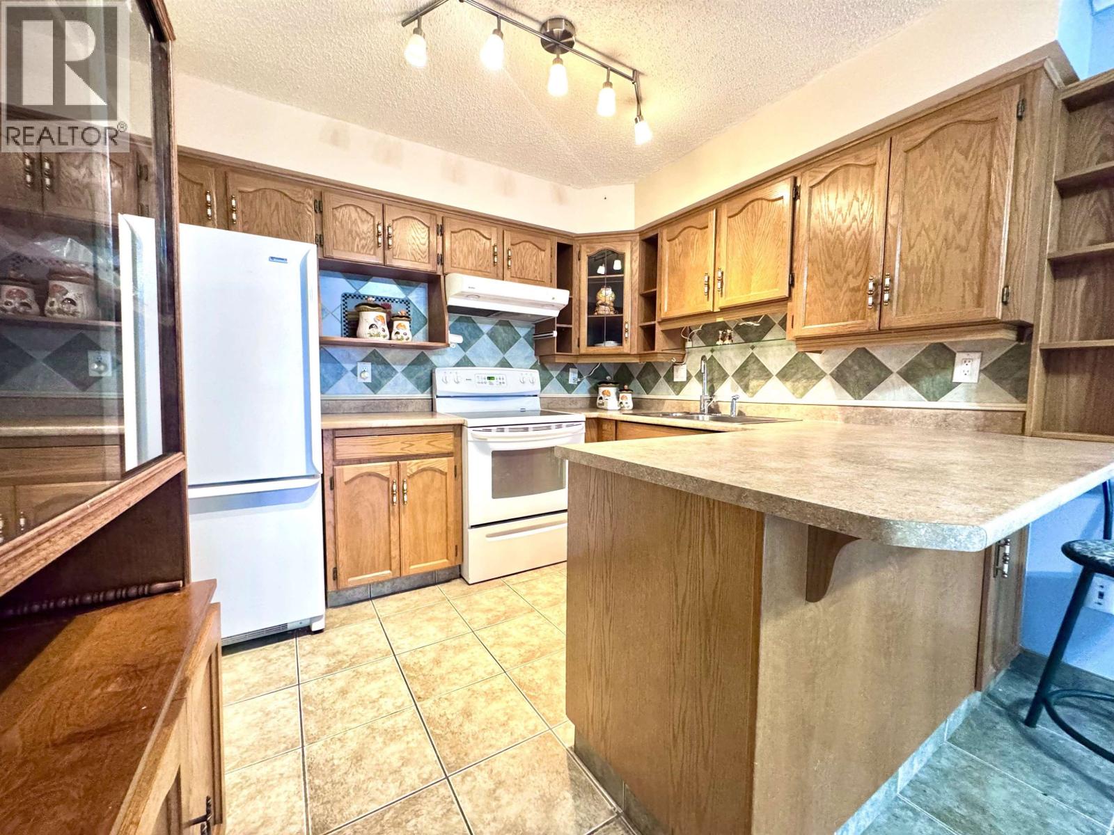 215 22514 116th Avenue, Maple Ridge, British Columbia  V2X 0N8 - Photo 7 - R3071877