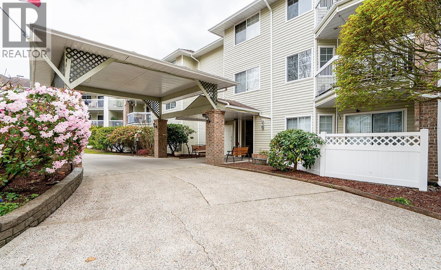 215 22514 116th Avenue, Maple Ridge, British Columbia  V2X 0N8 - Photo 3 - R3071877