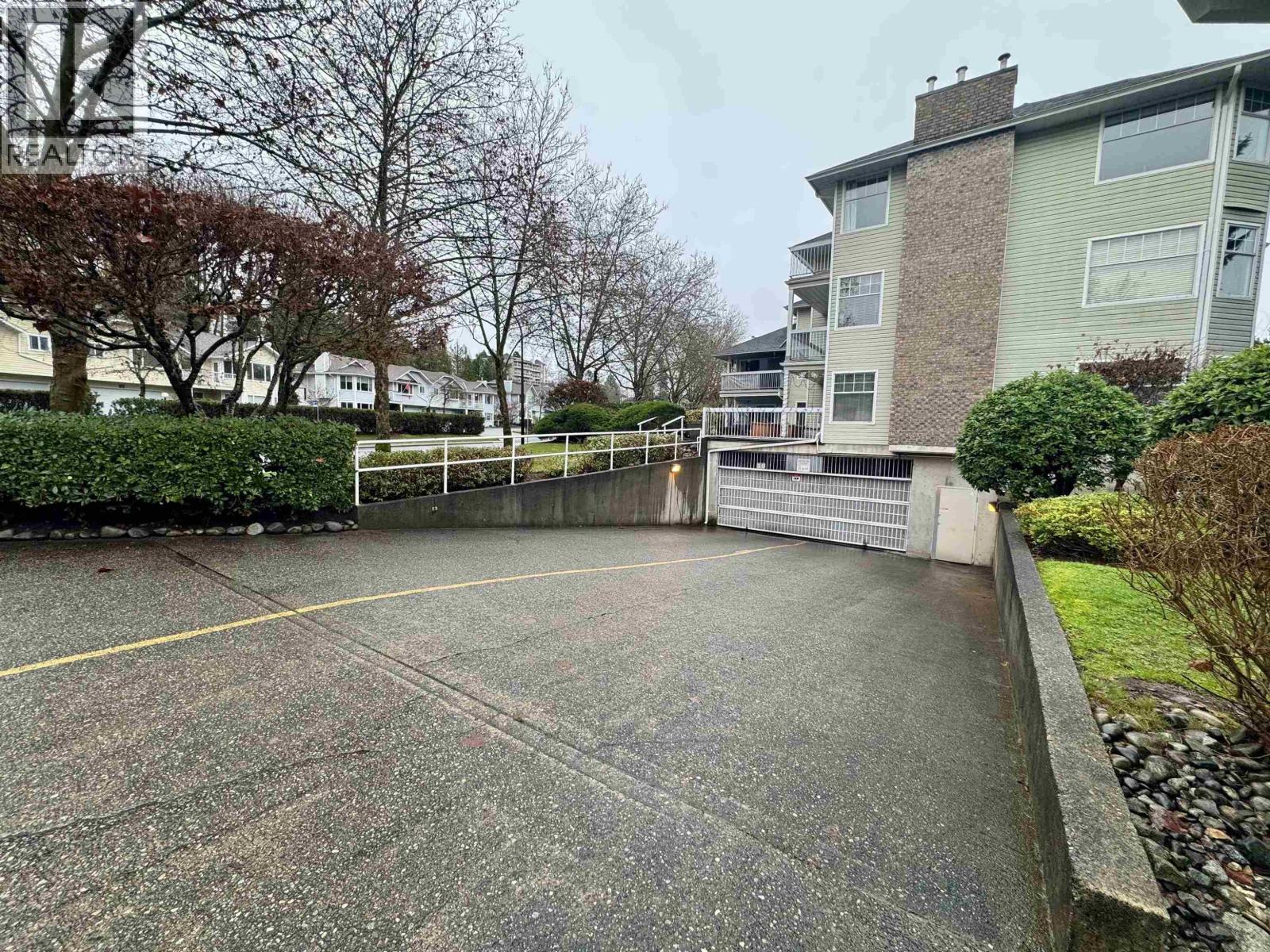 215 22514 116th Avenue, Maple Ridge, British Columbia  V2X 0N8 - Photo 13 - R3071877