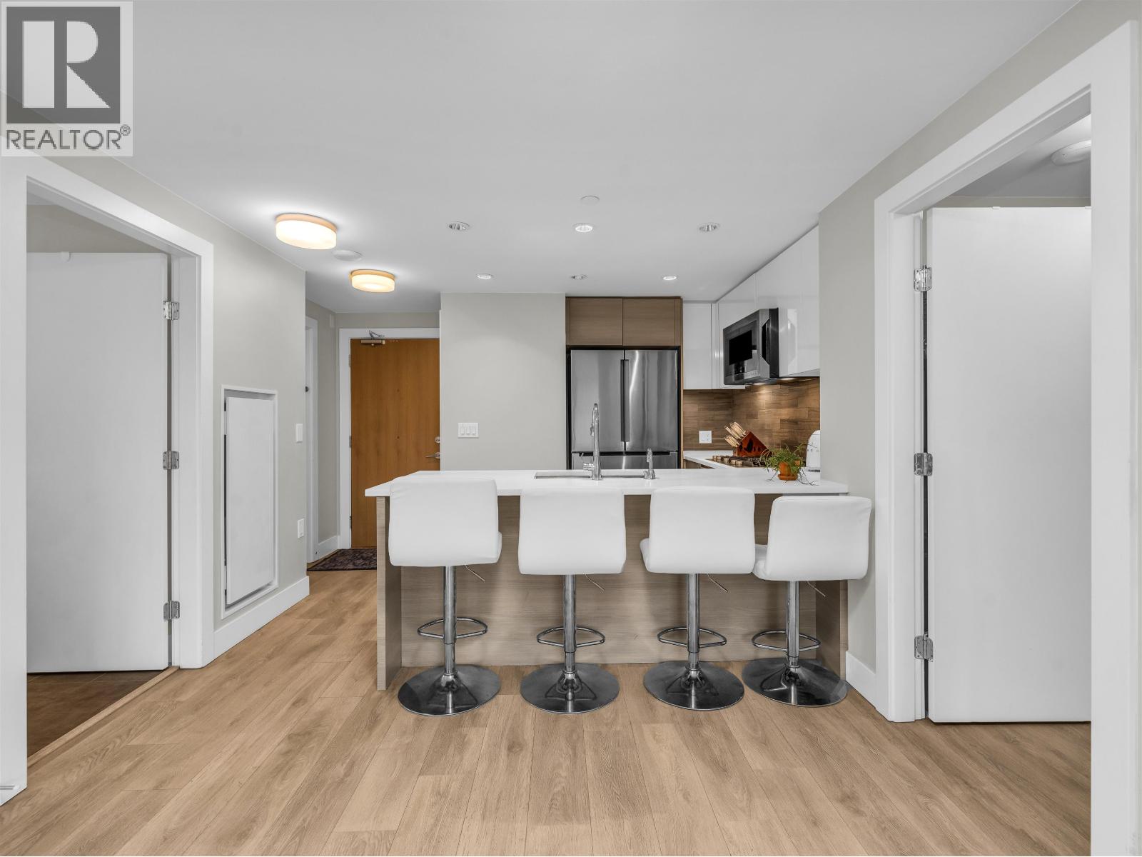 607 3451 Sawmill Crescent, Vancouver, British Columbia  V5S 0H3 - Photo 10 - R3072345