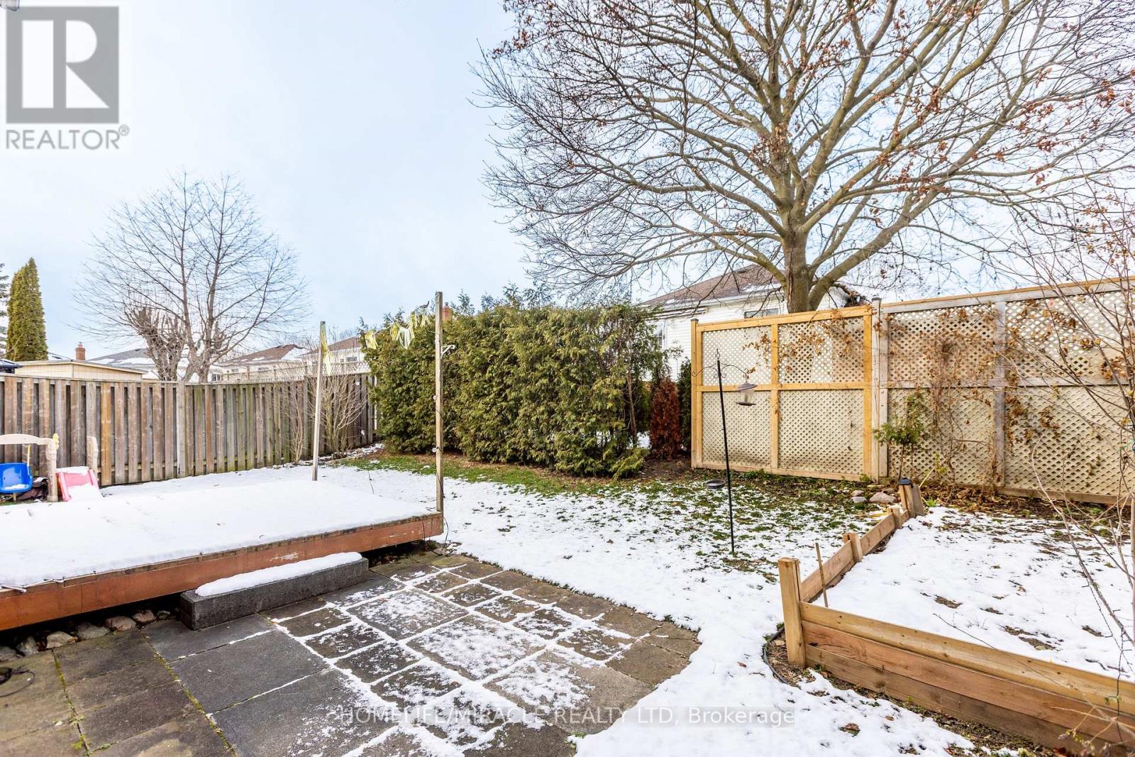 33 Mossgrove Court, Clarington, Ontario  L1E 1P3 - Photo 43 - E12601804