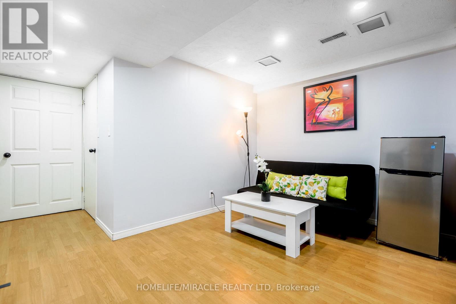 33 Mossgrove Court, Clarington, Ontario  L1E 1P3 - Photo 35 - E12601804