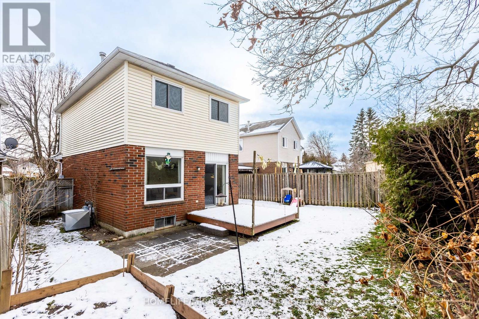 33 Mossgrove Court, Clarington, Ontario  L1E 1P3 - Photo 44 - E12601804