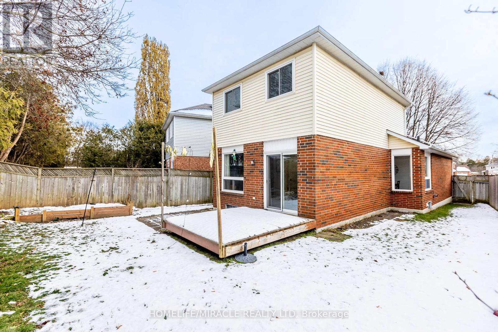 33 Mossgrove Court, Clarington, Ontario  L1E 1P3 - Photo 46 - E12601804