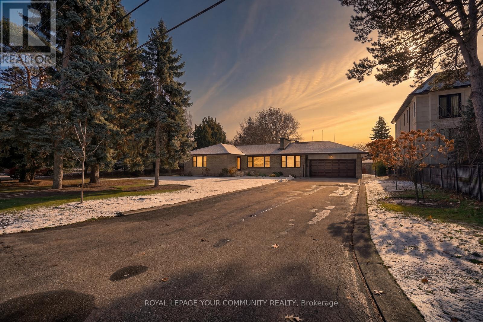 9 WESTMOUNT PARK ROAD, Toronto, Ontario