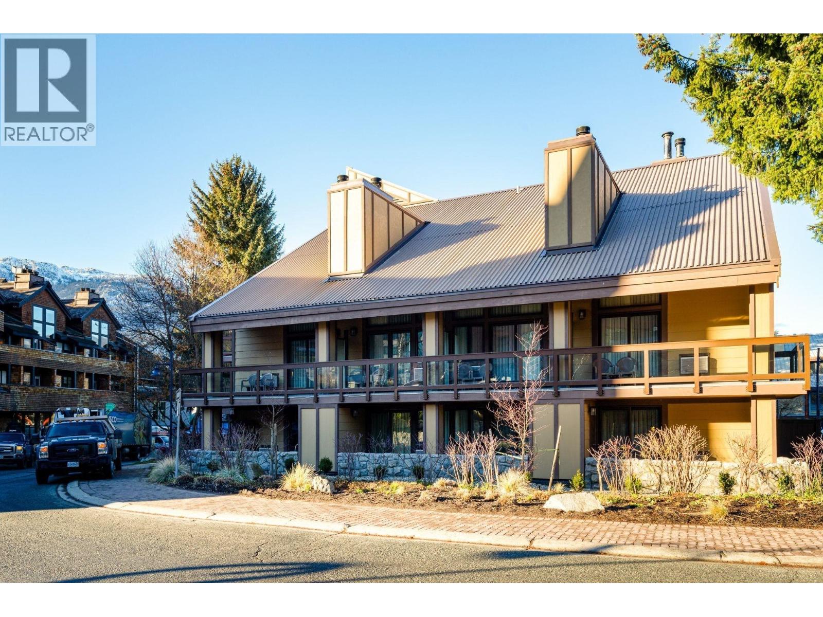 210 4420 Sundial Place, Whistler, British Columbia  V8E 1G6 - Photo 14 - R3072370