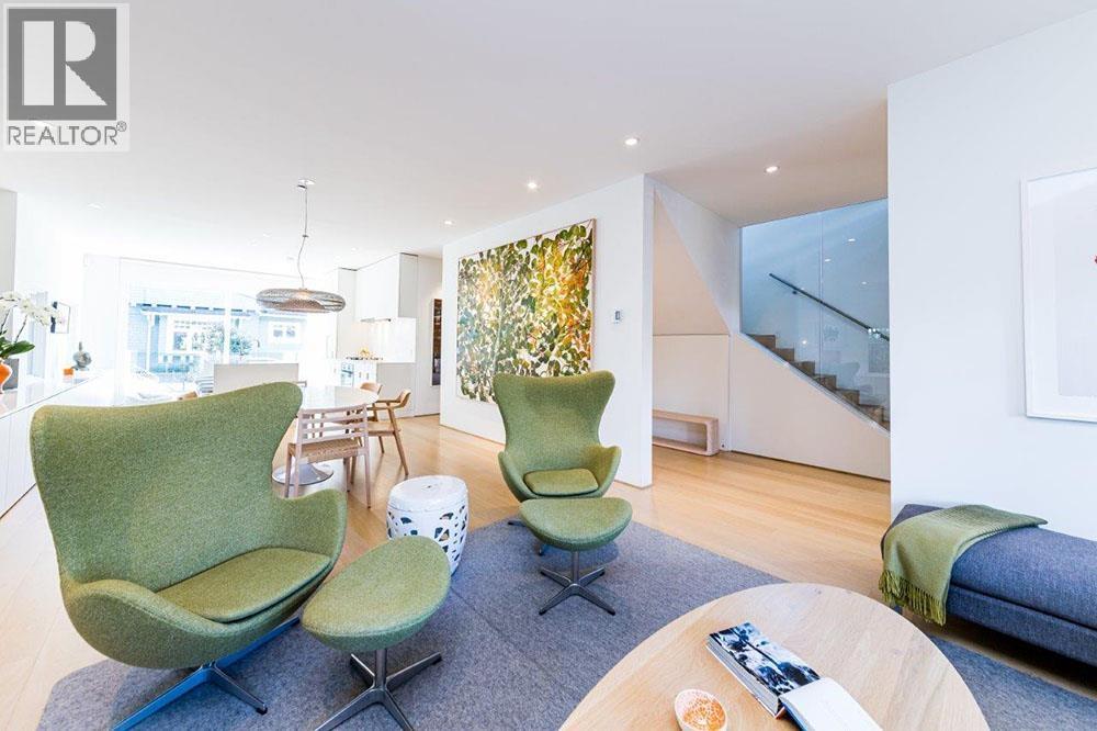 1641 Collingwood Street, Vancouver, British Columbia  V6R 3K1 - Photo 8 - R3072366