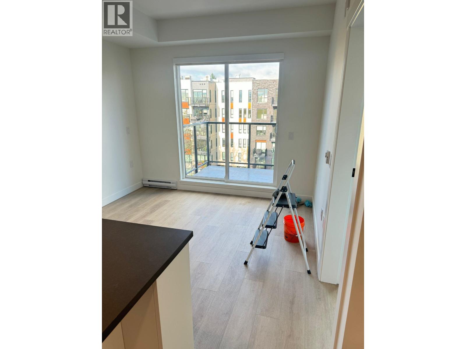 504 2268 E Broadway Street, Vancouver, British Columbia  V5N 1W9 - Photo 4 - R3072186