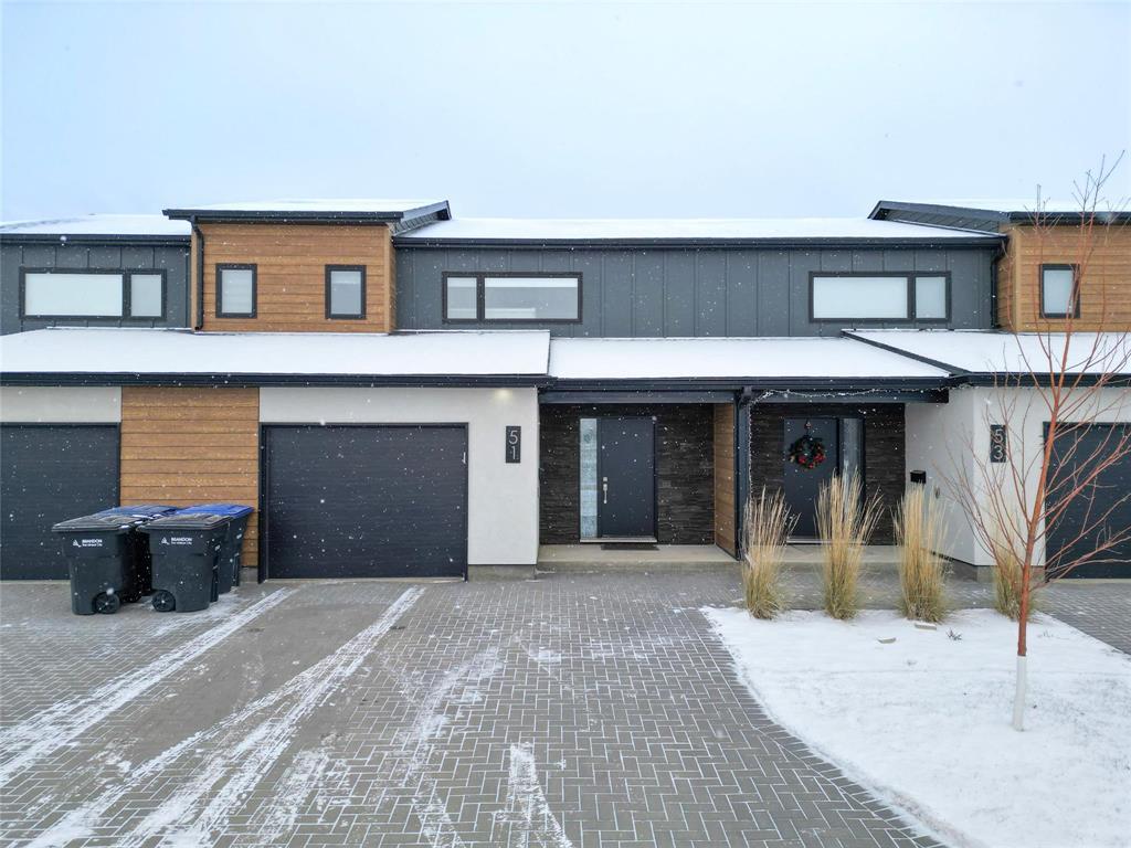51 Dietrich Bay, Brandon, Manitoba