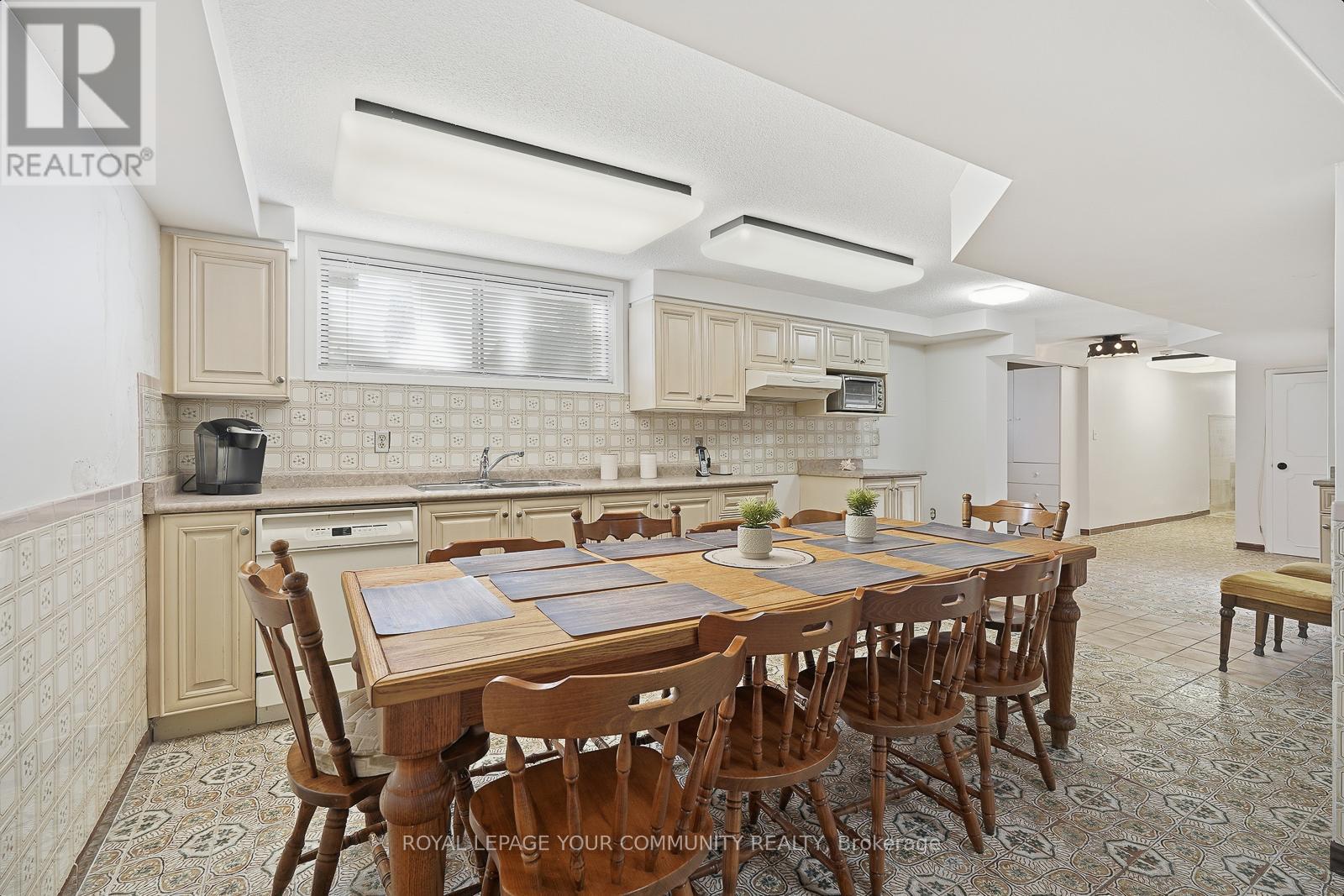 9 Westmount Park Road, Toronto, Ontario  M9P 1R4 - Photo 26 - W12598614