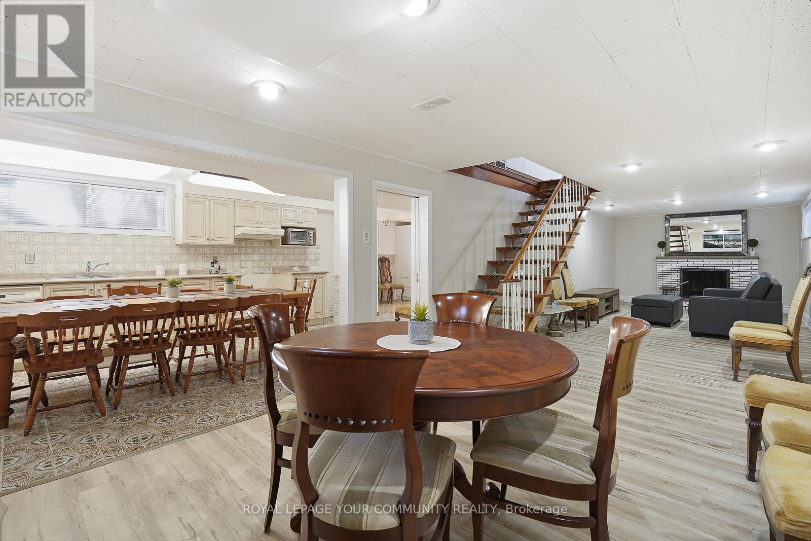 9 Westmount Park Road, Toronto, Ontario  M9P 1R4 - Photo 25 - W12598614