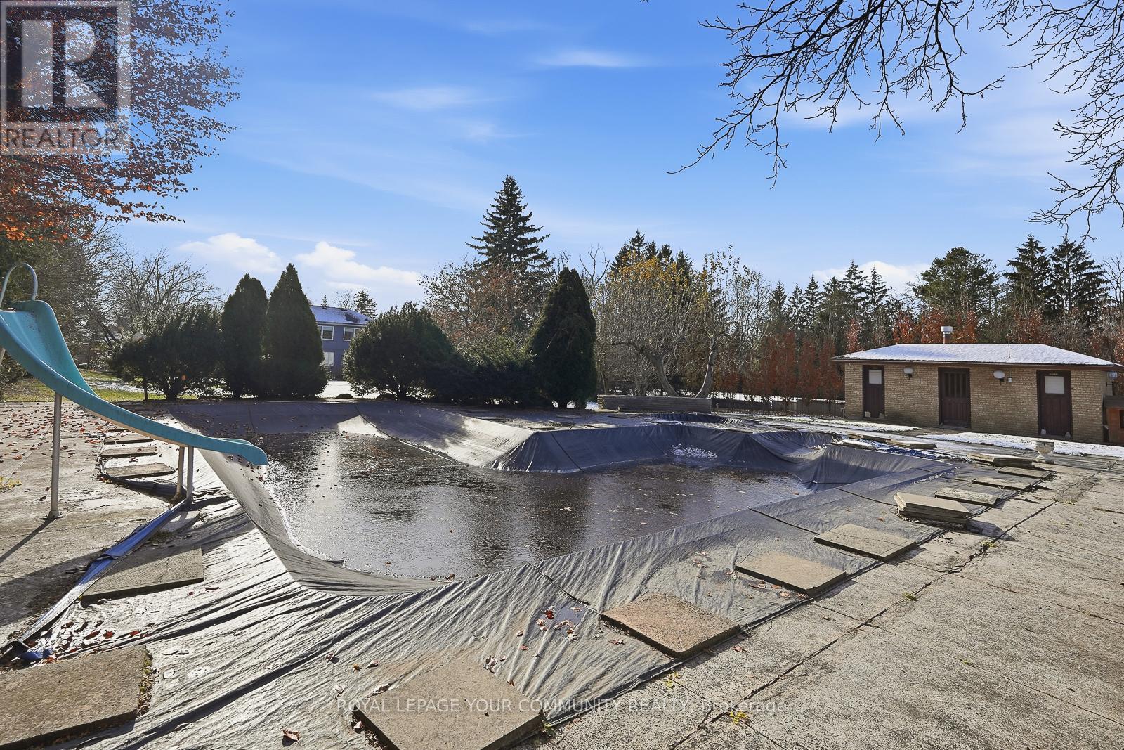 9 Westmount Park Road, Toronto, Ontario  M9P 1R4 - Photo 36 - W12598614