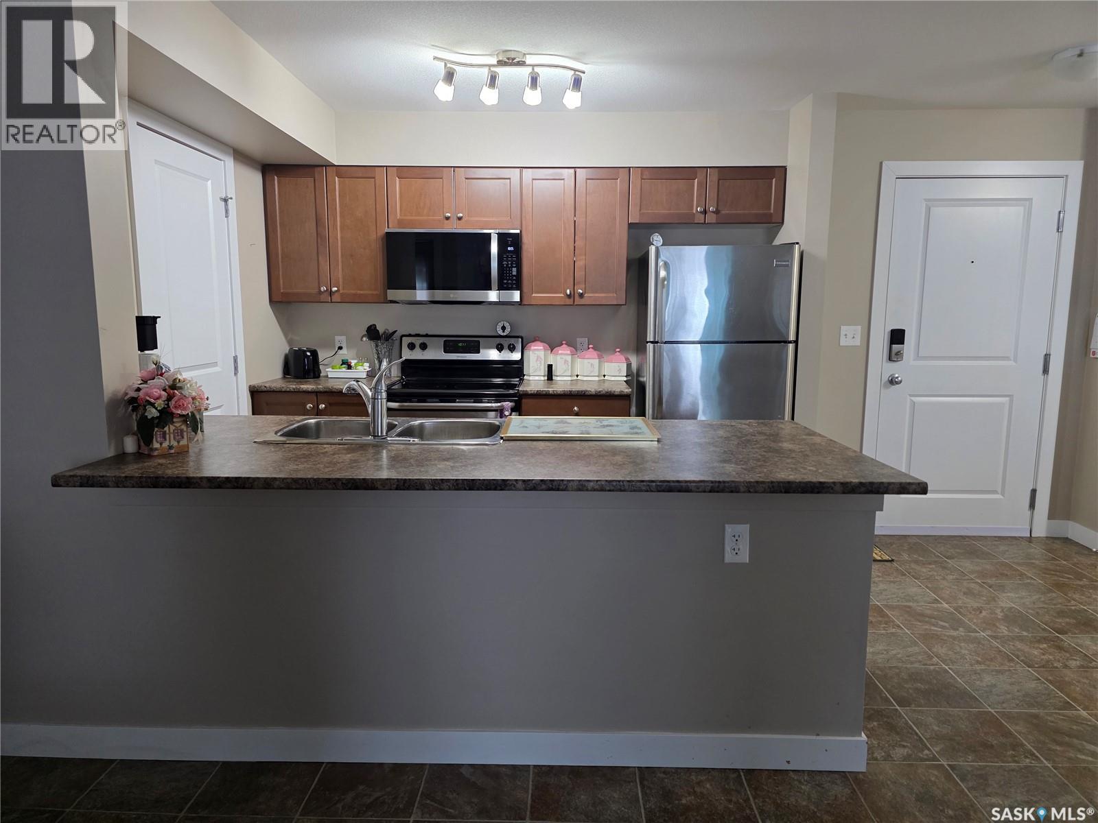 208 2141 Larter Road, Estevan, Saskatchewan  S4A 2Y5 - Photo 9 - SK025088