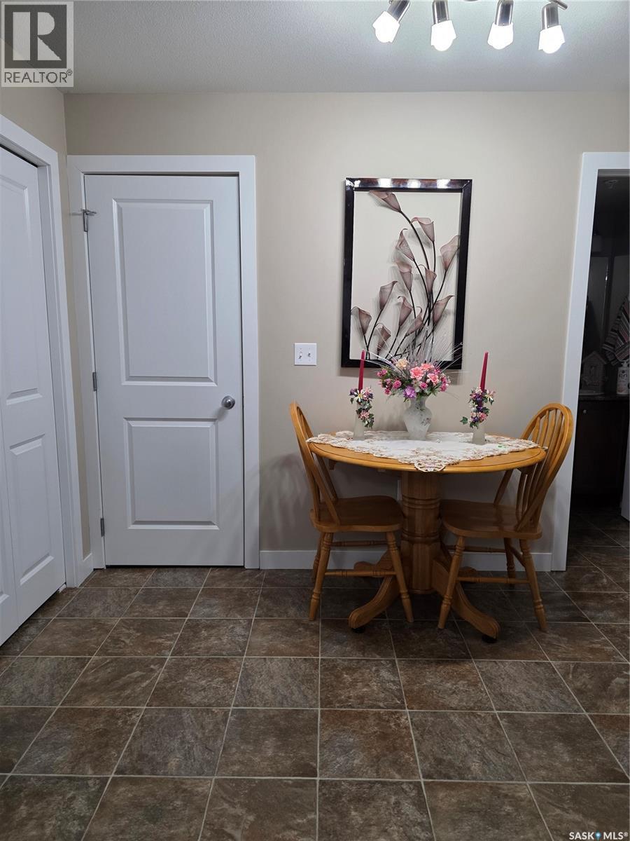 208 2141 Larter Road, Estevan, Saskatchewan  S4A 2Y5 - Photo 8 - SK025088