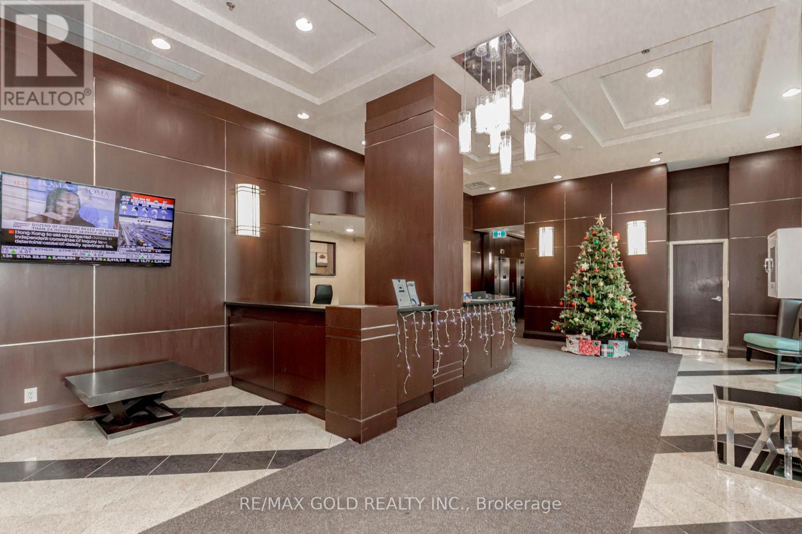 1507 - 208 Enfield Place, Mississauga, Ontario  L5B 0B8 - Photo 3 - W12603224