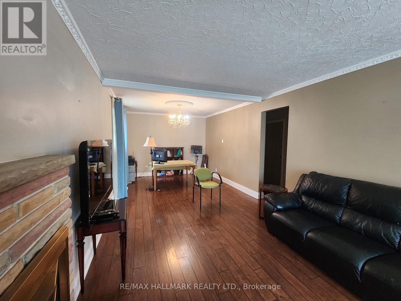 Main - 390 Gibbons Street, Oshawa, Ontario  L1J 4Z2 - Photo 4 - E12602918