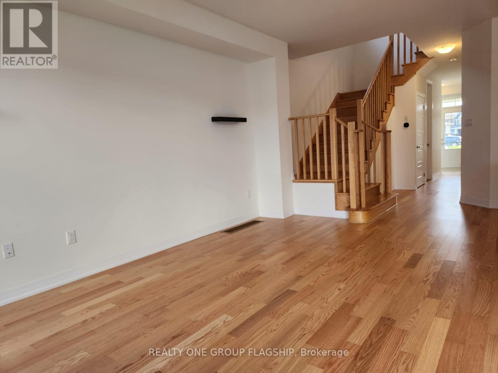 65 Velvet Way, Thorold, Ontario  L2V 0P3 - Photo 6 - X12479178