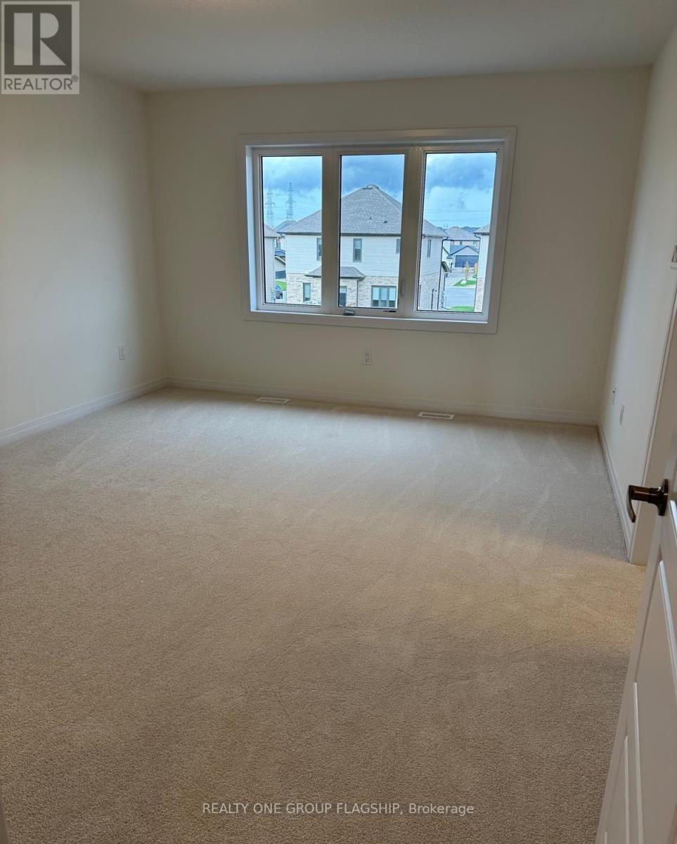 65 Velvet Way, Thorold, Ontario  L2V 0P3 - Photo 11 - X12479178