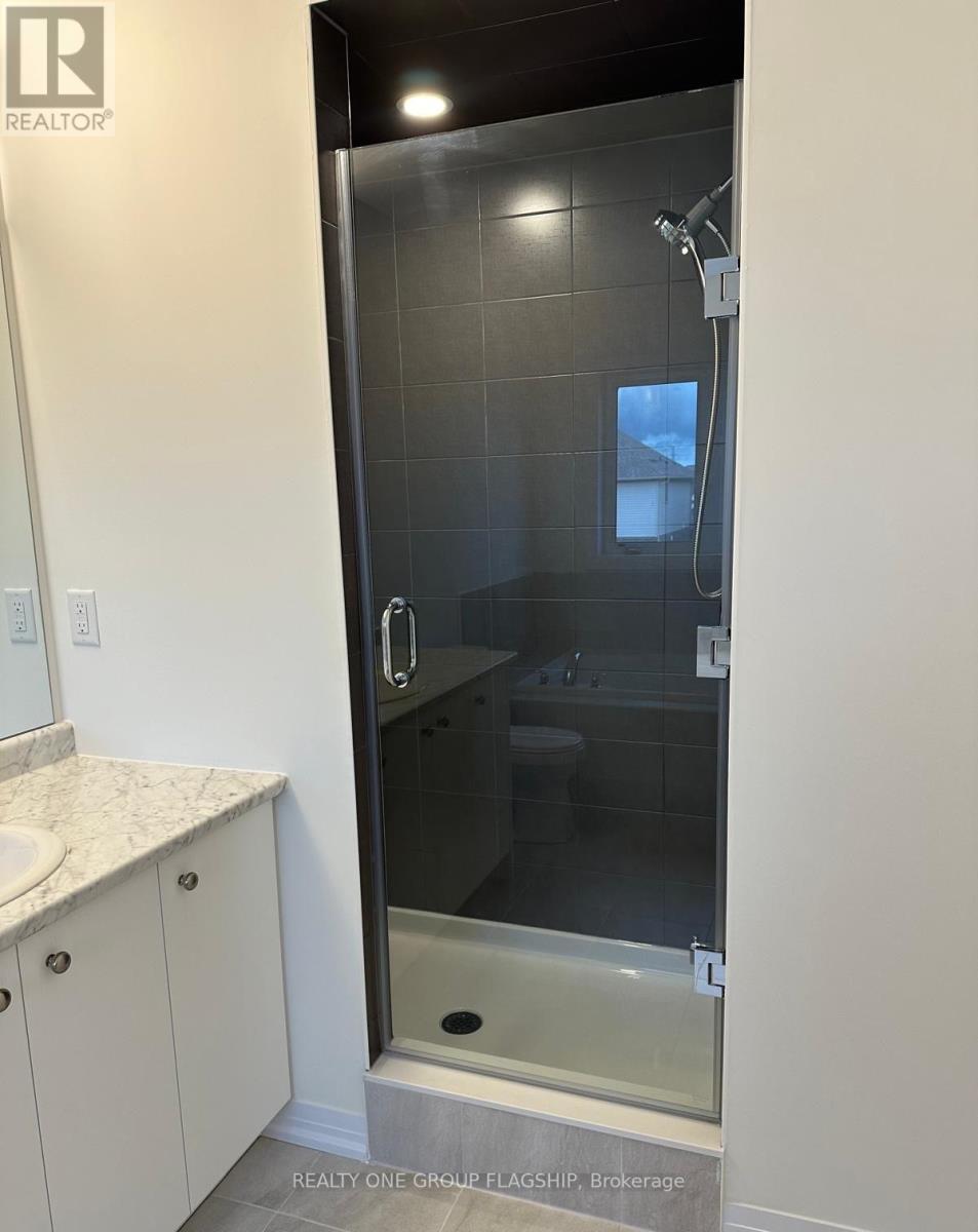 65 Velvet Way, Thorold, Ontario  L2V 0P3 - Photo 17 - X12479178