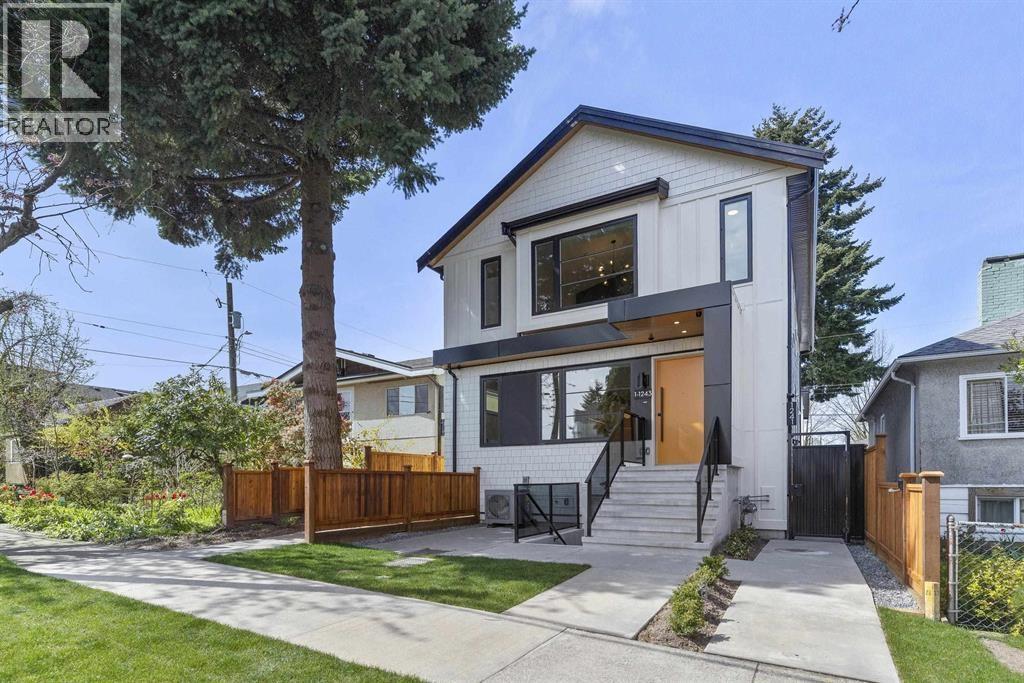 2 1243 Nootka Street, Vancouver, British Columbia  V5K 4E6 - Photo 2 - R3072230