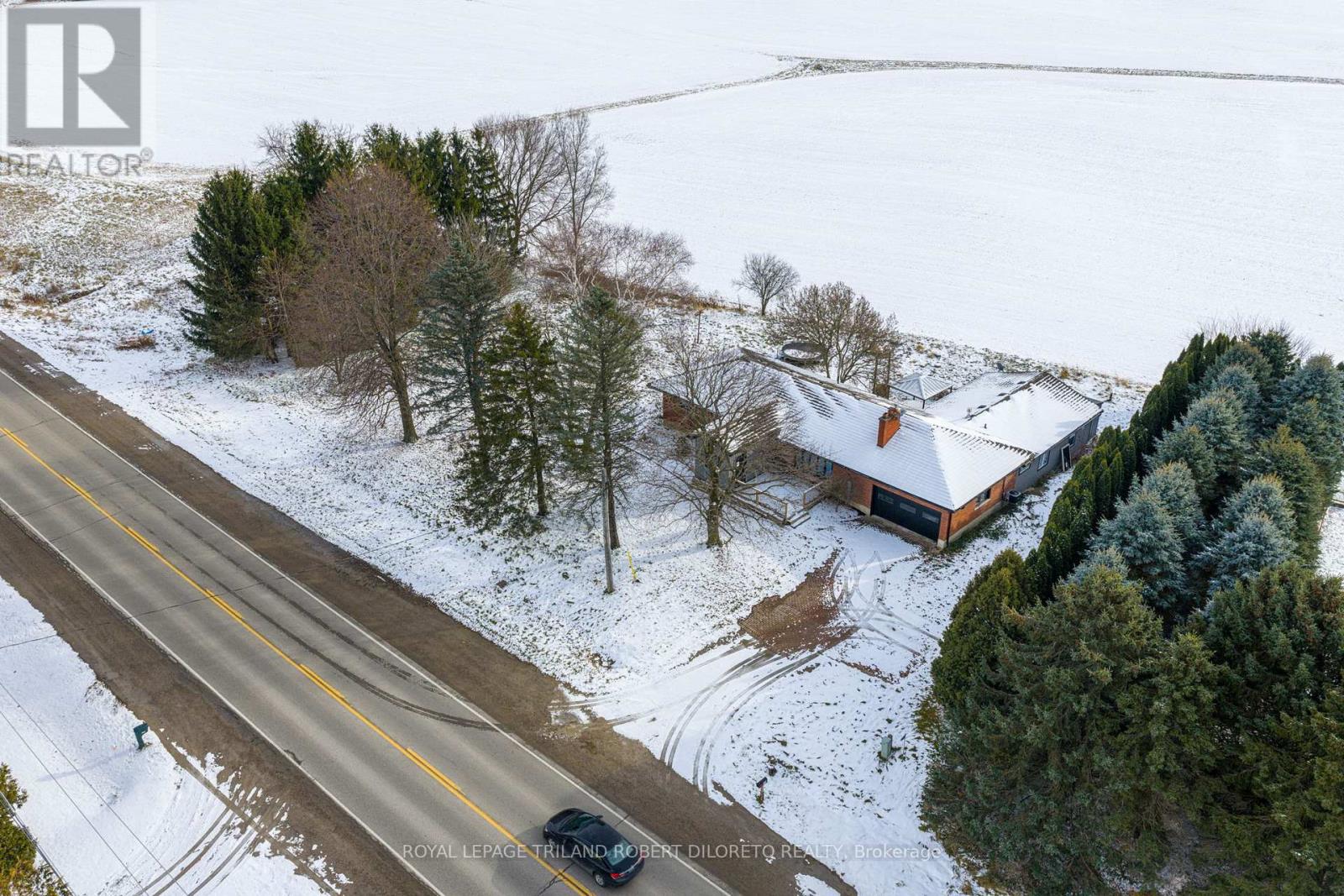 9755 Longwoods Road, Middlesex Centre, Ontario  N6P 1P2 - Photo 32 - X12603306