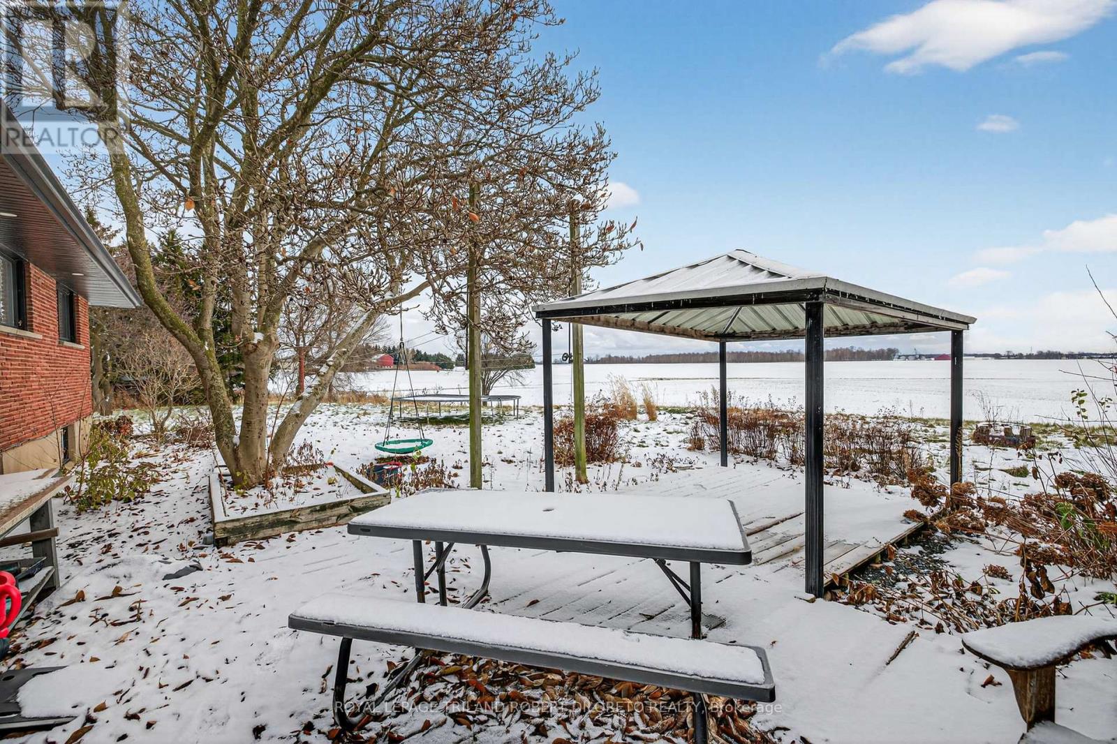 9755 Longwoods Road, Middlesex Centre, Ontario  N6P 1P2 - Photo 35 - X12603306