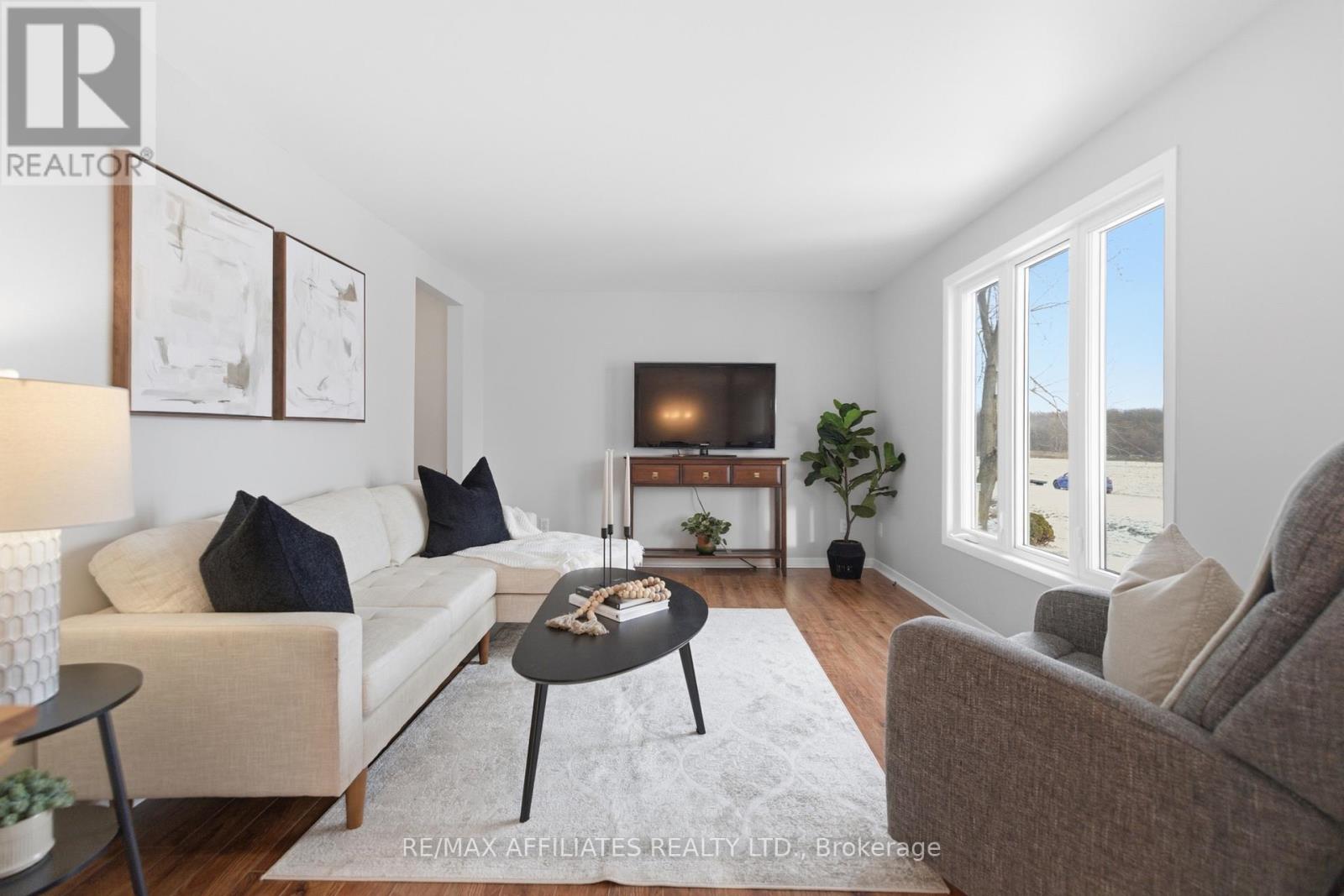 16815 Red Town Road, North Stormont, Ontario  K0C 1C0 - Photo 14 - X12603284