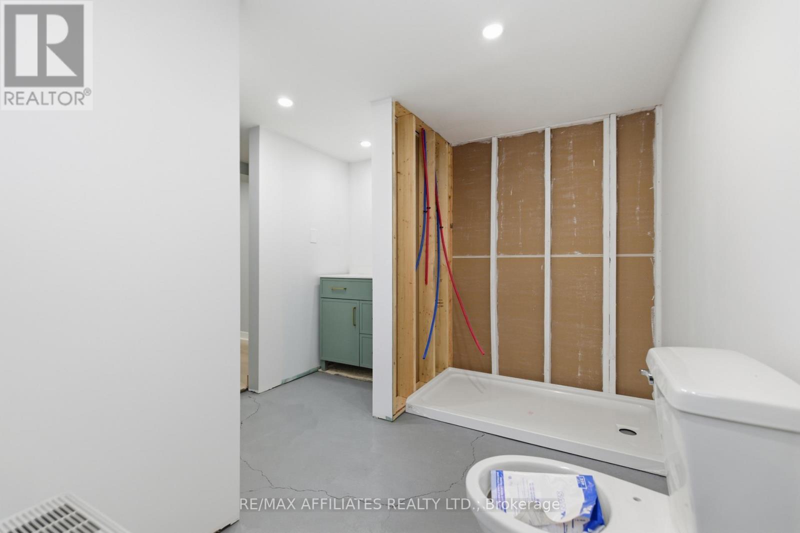 16815 Red Town Road, North Stormont, Ontario  K0C 1C0 - Photo 31 - X12603284