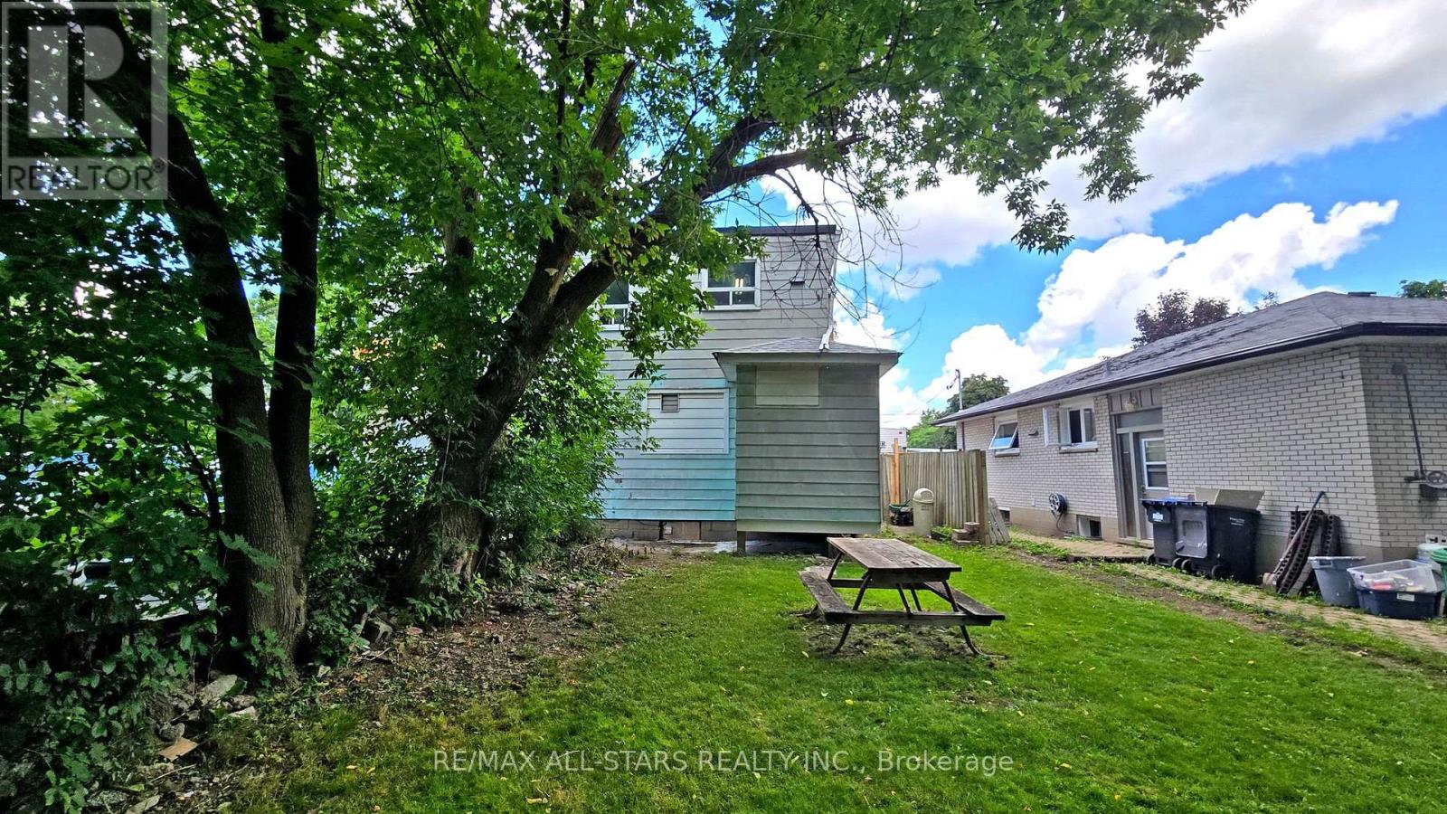 88 Elliott Street, Brampton, Ontario  L6Y 1W3 - Photo 26 - W12421355