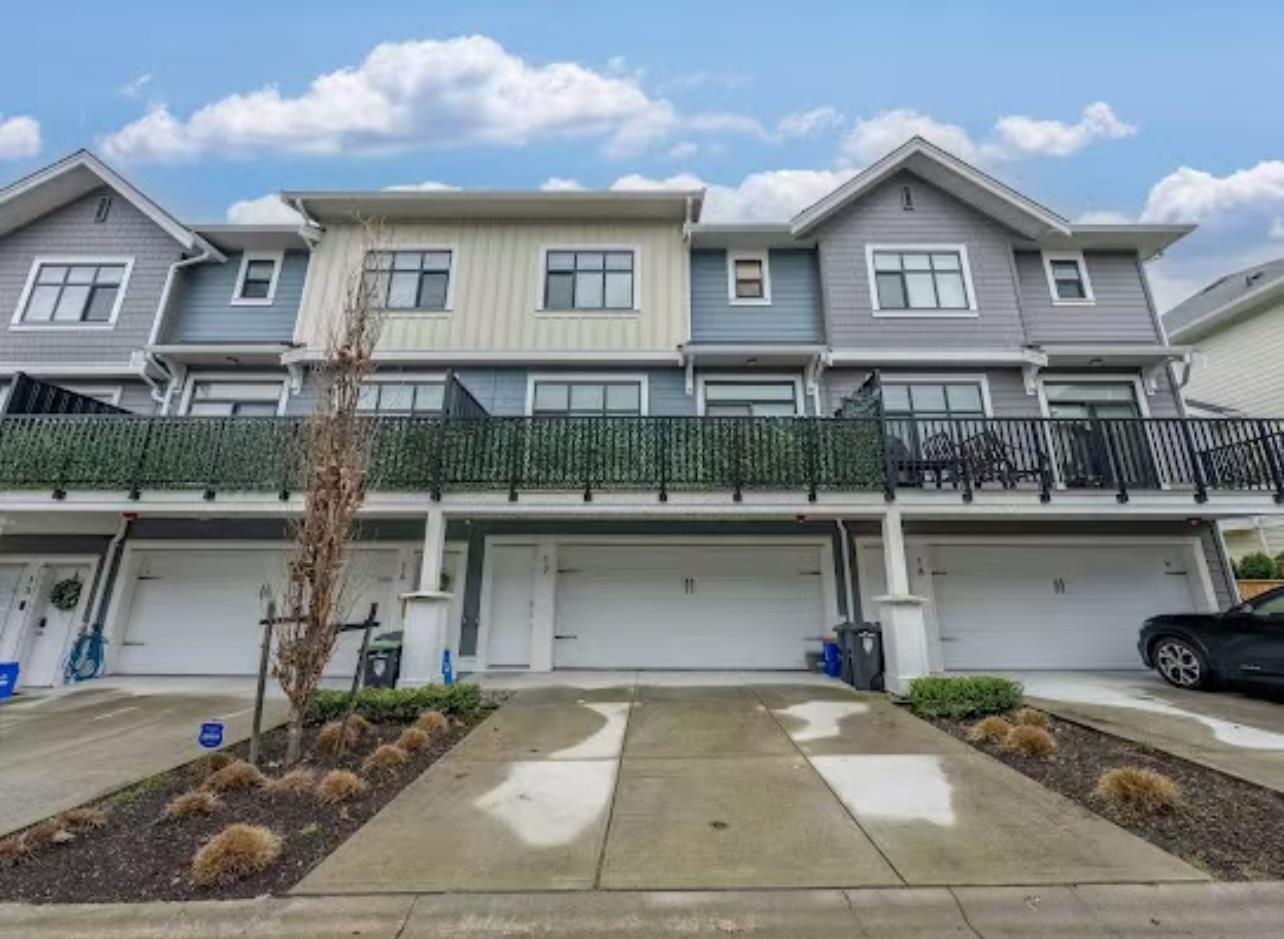 17 20261 72b Avenue, Langley, British Columbia  V2Y 3M8 - Photo 2 - R3072082