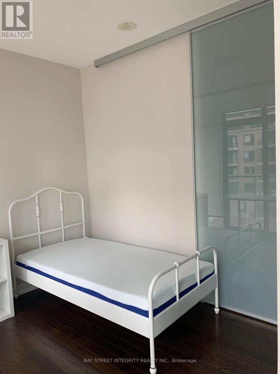 1009 - 33 Charles Street E, Toronto, Ontario  M4Y 0A2 - Photo 3 - C12603244