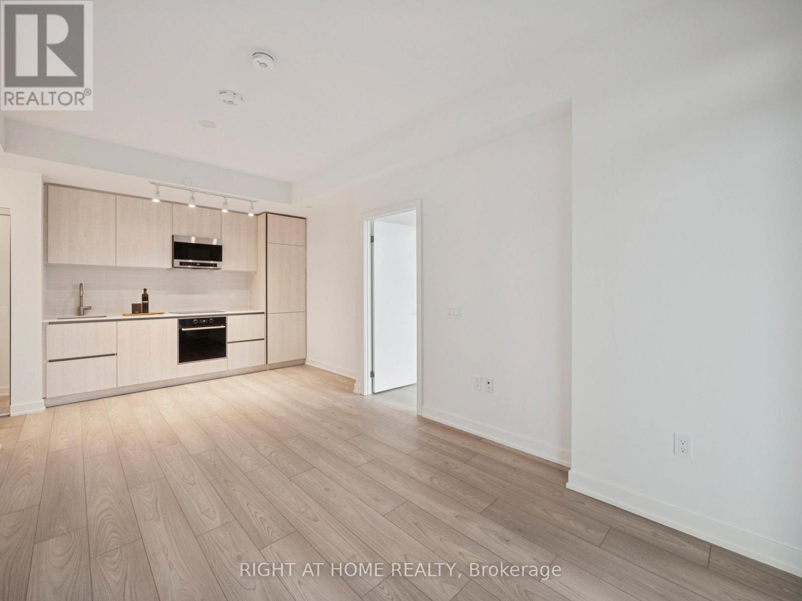 1705 - 110 Broadway Avenue, Toronto, Ontario  M4P 1V3 - Photo 31 - C12602798