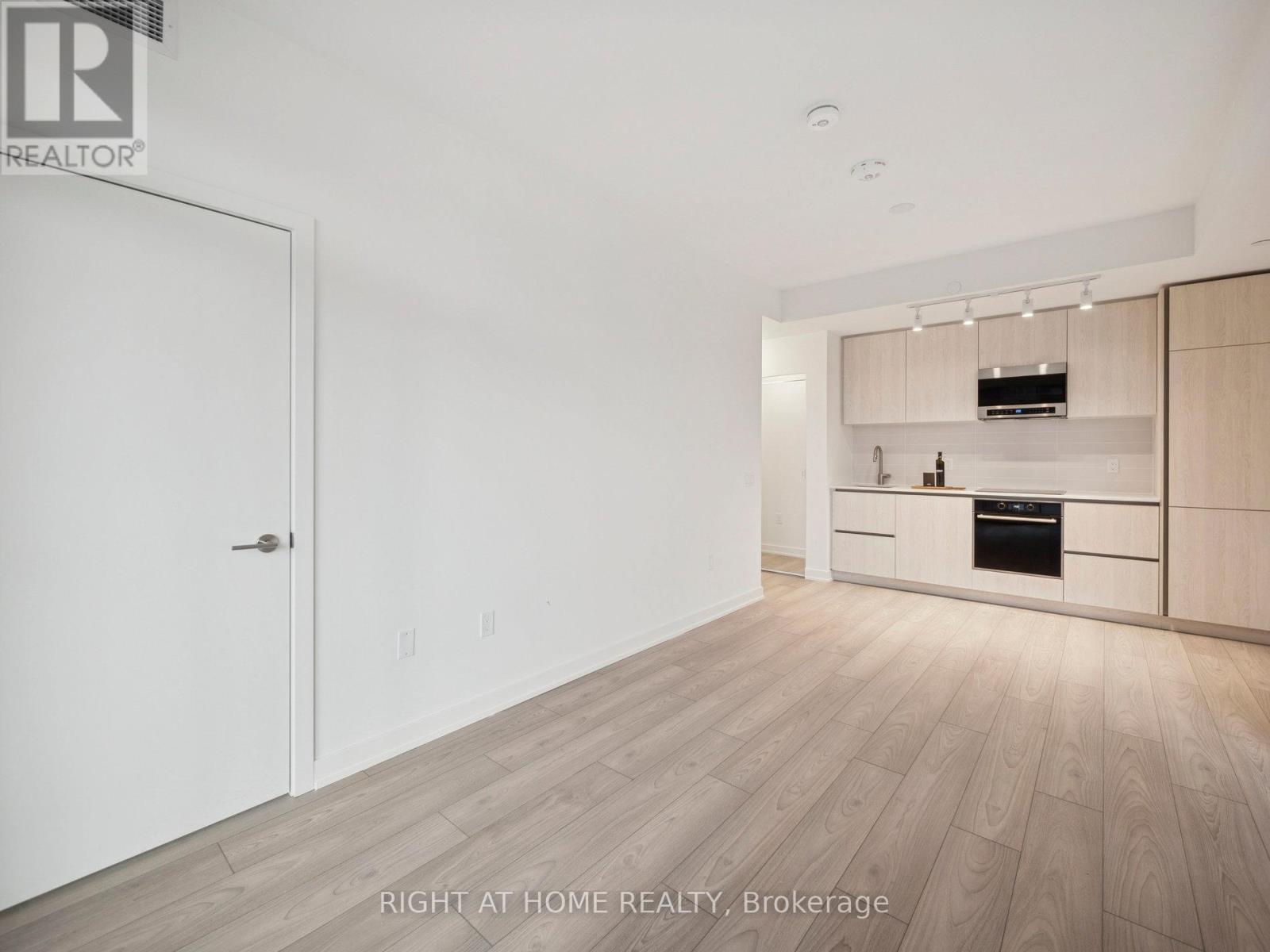 1705 - 110 Broadway Avenue, Toronto, Ontario  M4P 1V3 - Photo 32 - C12602798