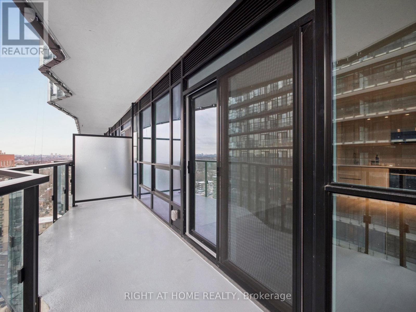 1705 - 110 Broadway Avenue, Toronto, Ontario  M4P 1V3 - Photo 47 - C12602798