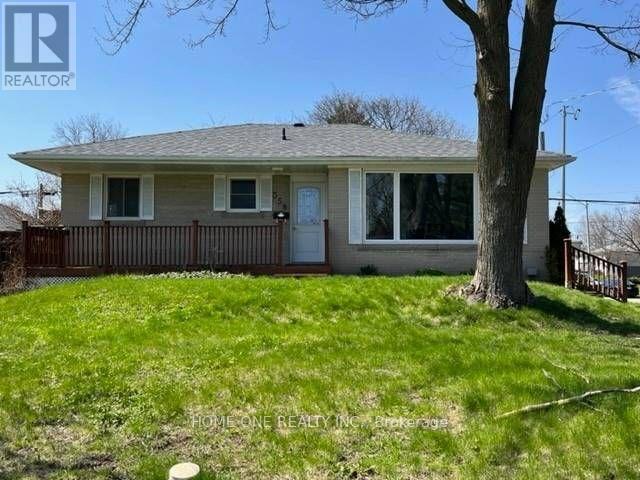 358 Lynett Crescent, Richmond Hill, Ontario  L4C 2V5 - Photo 14 - N12603266