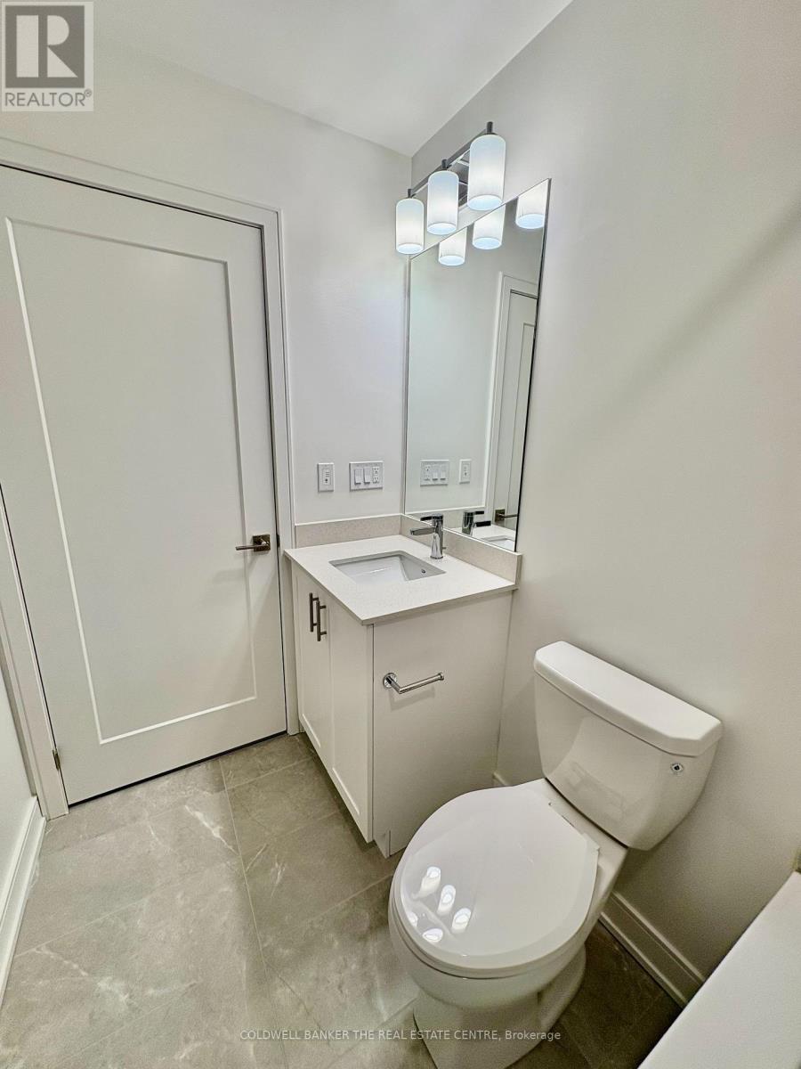 707 - 705 Davis Drive, Newmarket, Ontario  L3Y 7J1 - Photo 16 - N12603274