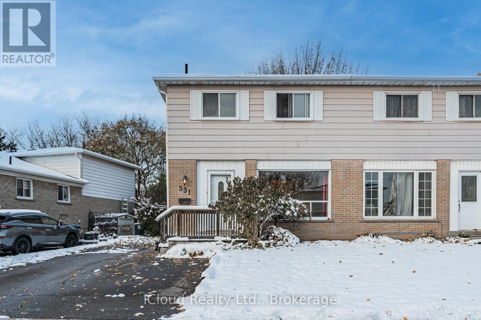 331 Archdekin Drive, Brampton, Ontario  L6V 1Z6 - Photo 2 - W12603278