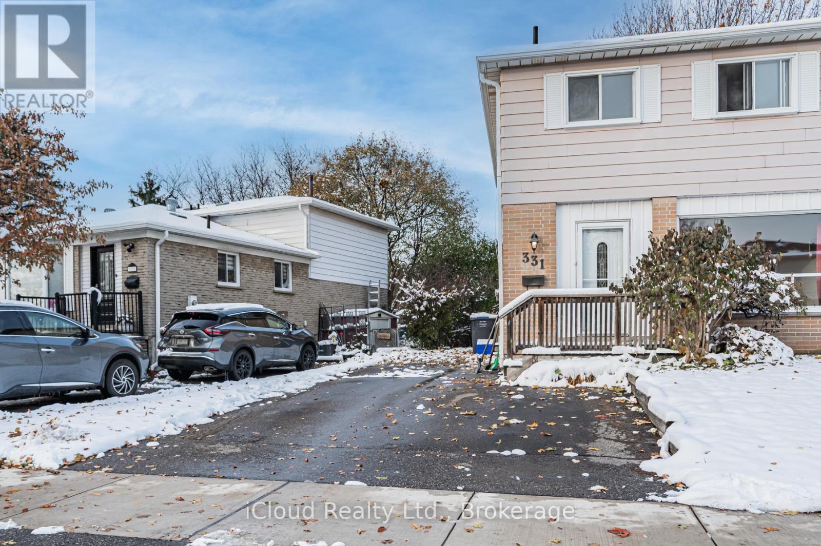 331 Archdekin Drive, Brampton, Ontario  L6V 1Z6 - Photo 3 - W12603278