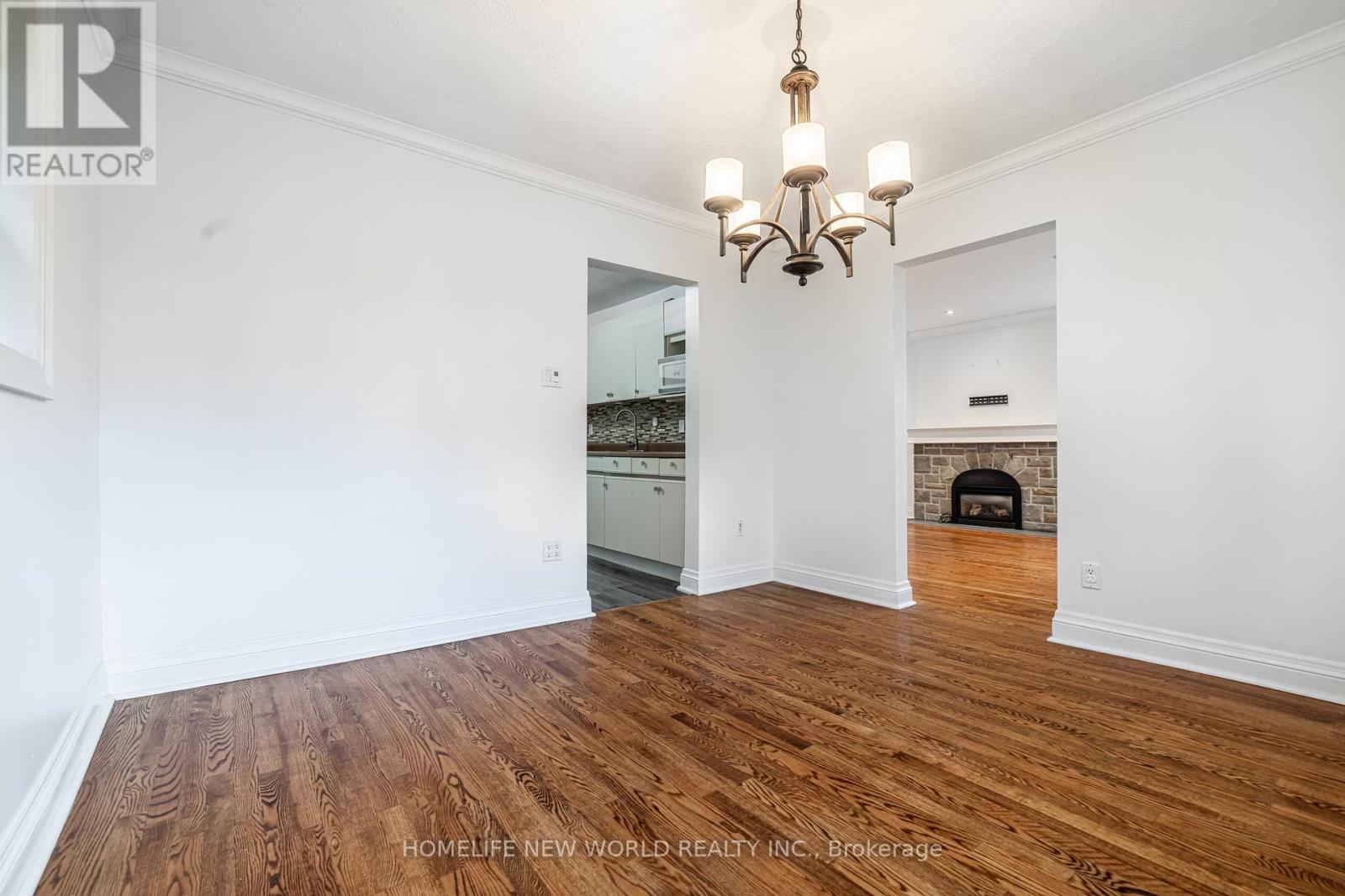 1107 Royal York Road, Toronto, Ontario  M8X 2G8 - Photo 9 - W12603298