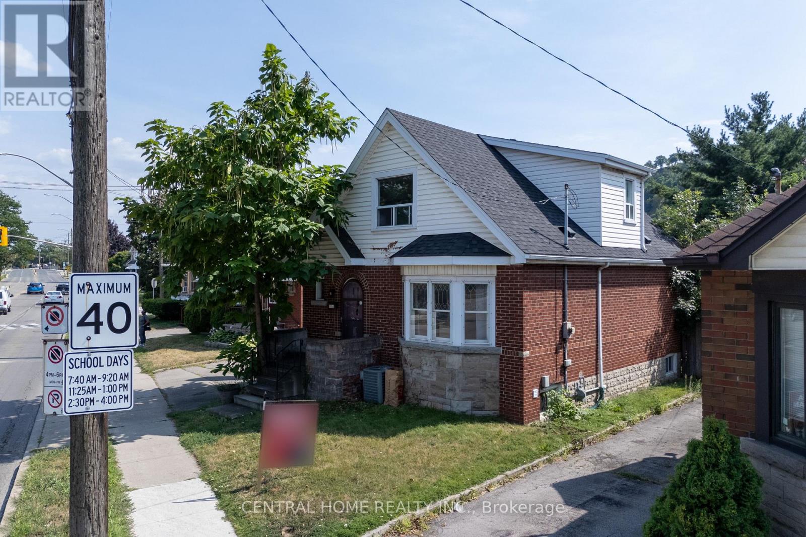 1650 KING STREET E, Hamilton, Ontario