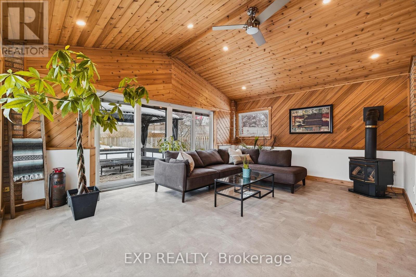 134 Pusey Boulevard, Brantford, Ontario N3R 2S5 - Photo 15 - X12603280