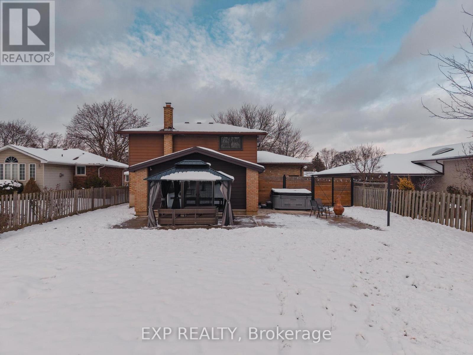 134 Pusey Boulevard, Brantford, Ontario N3R 2S5 - Photo 31 - X12603280