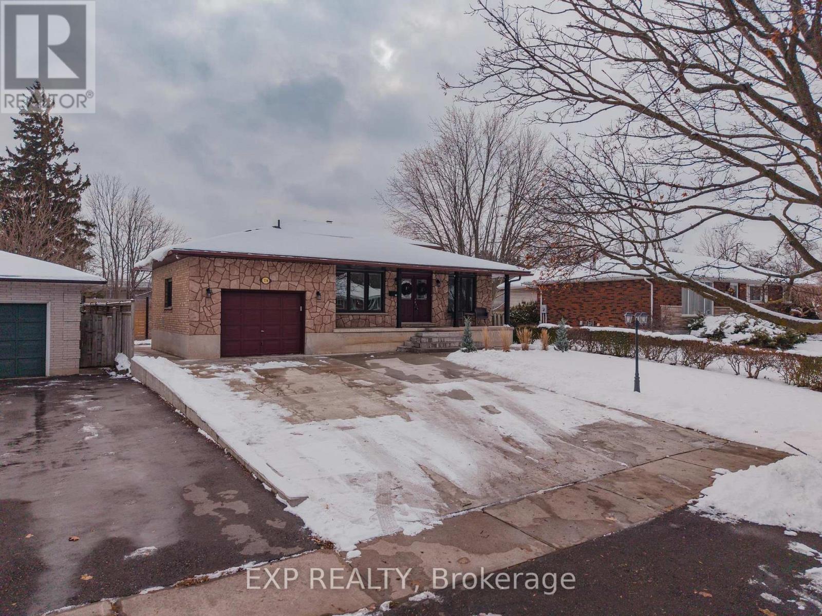 134 Pusey Boulevard, Brantford, Ontario N3R 2S5 - Photo 39 - X12603280