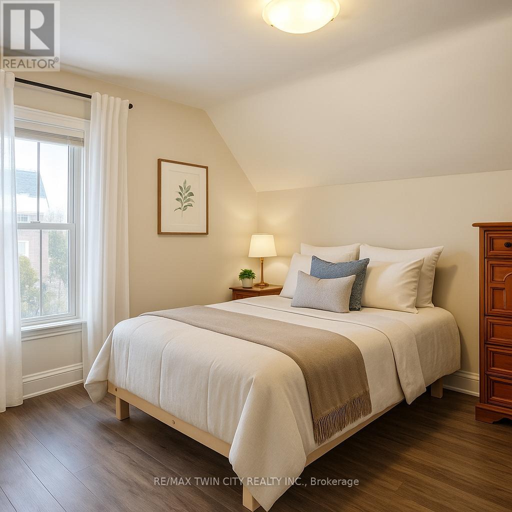 201 - 63 Henry Street, Cambridge, Ontario  N1R 3W5 - Photo 7 - X12603296